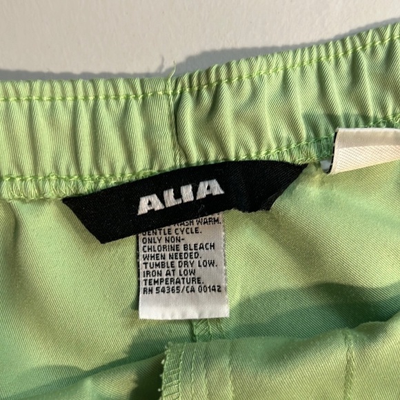 Alia Lime Green Capri Elastic Waist Side Pockets Size 18W - Picture 10 of 10